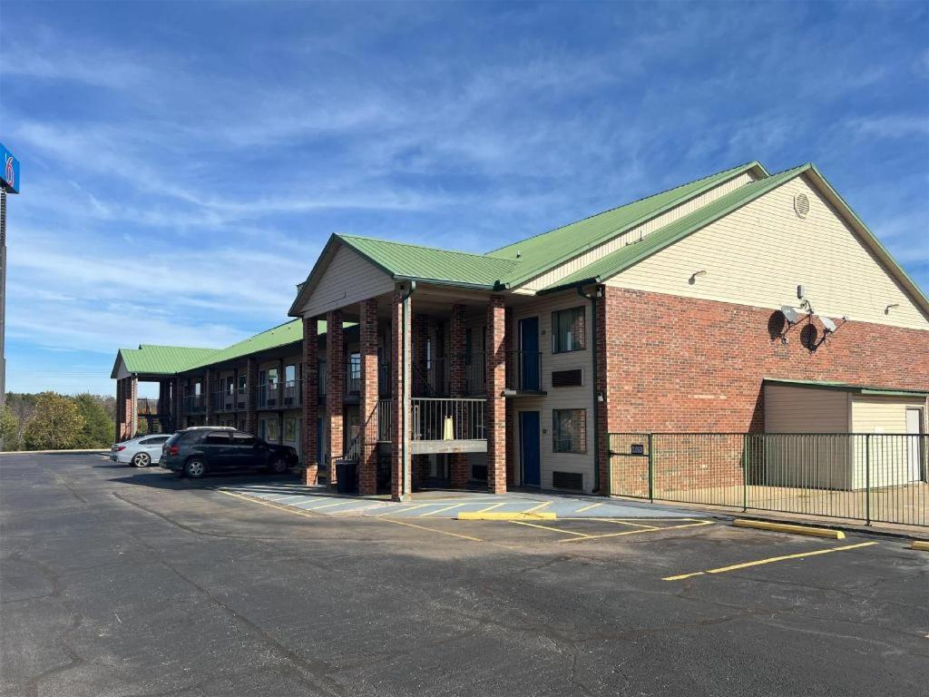 Ozark Otel Dış mekan fotoğraf